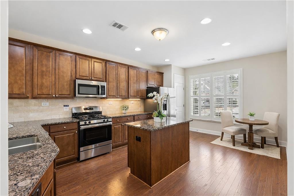 4024 Great Pine Drive Gainesville Georgia United States, for Sale, residential,  , InCom Real Estate - New Demo Office