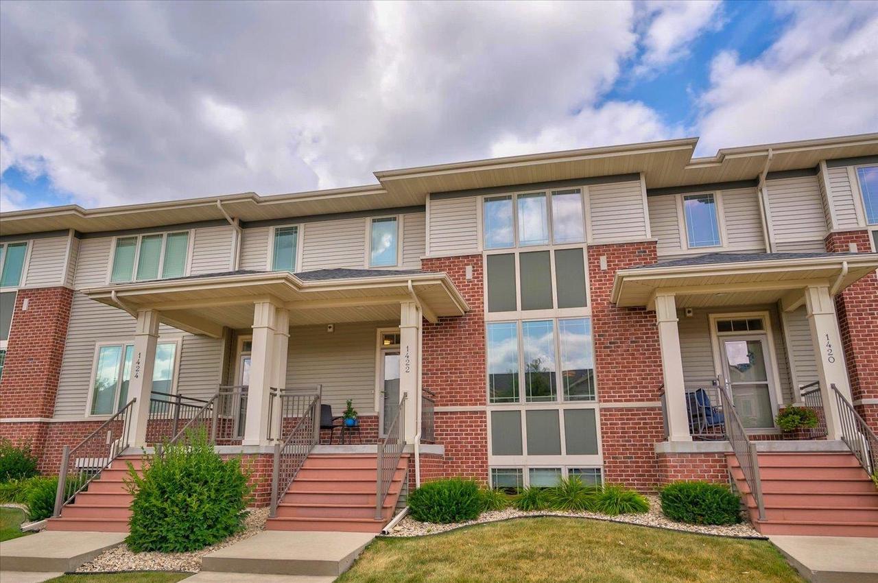 1422 SMITHFIELD Drive Sun Prairie Wisconsin United States, for Sale, residential, Todd Thiermann, Thiermann Realty Group LLC
