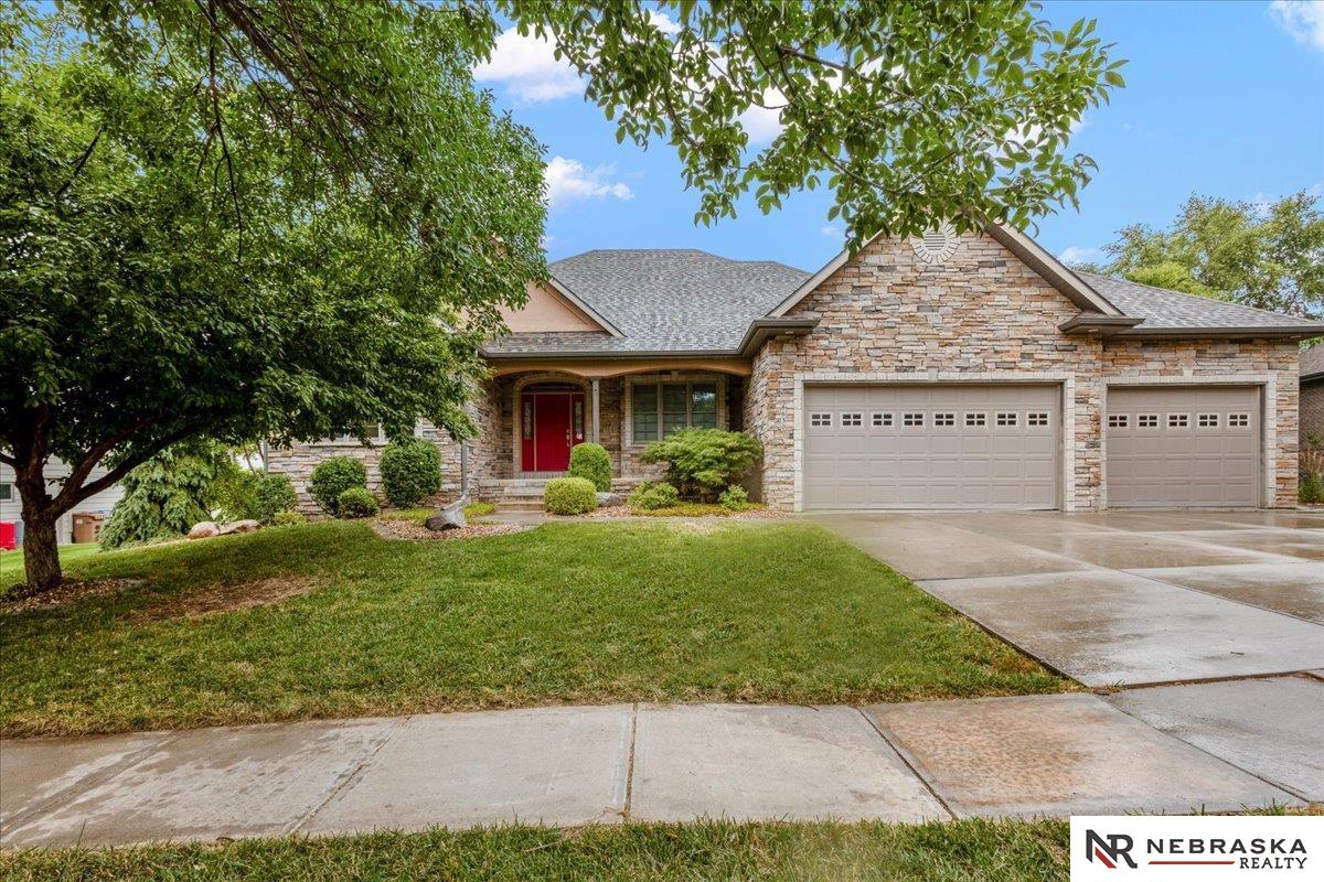 8630 Oakmont Drive Lincoln Nebraska United States, for Sale, residential,  , Wolf Professional Realty PC