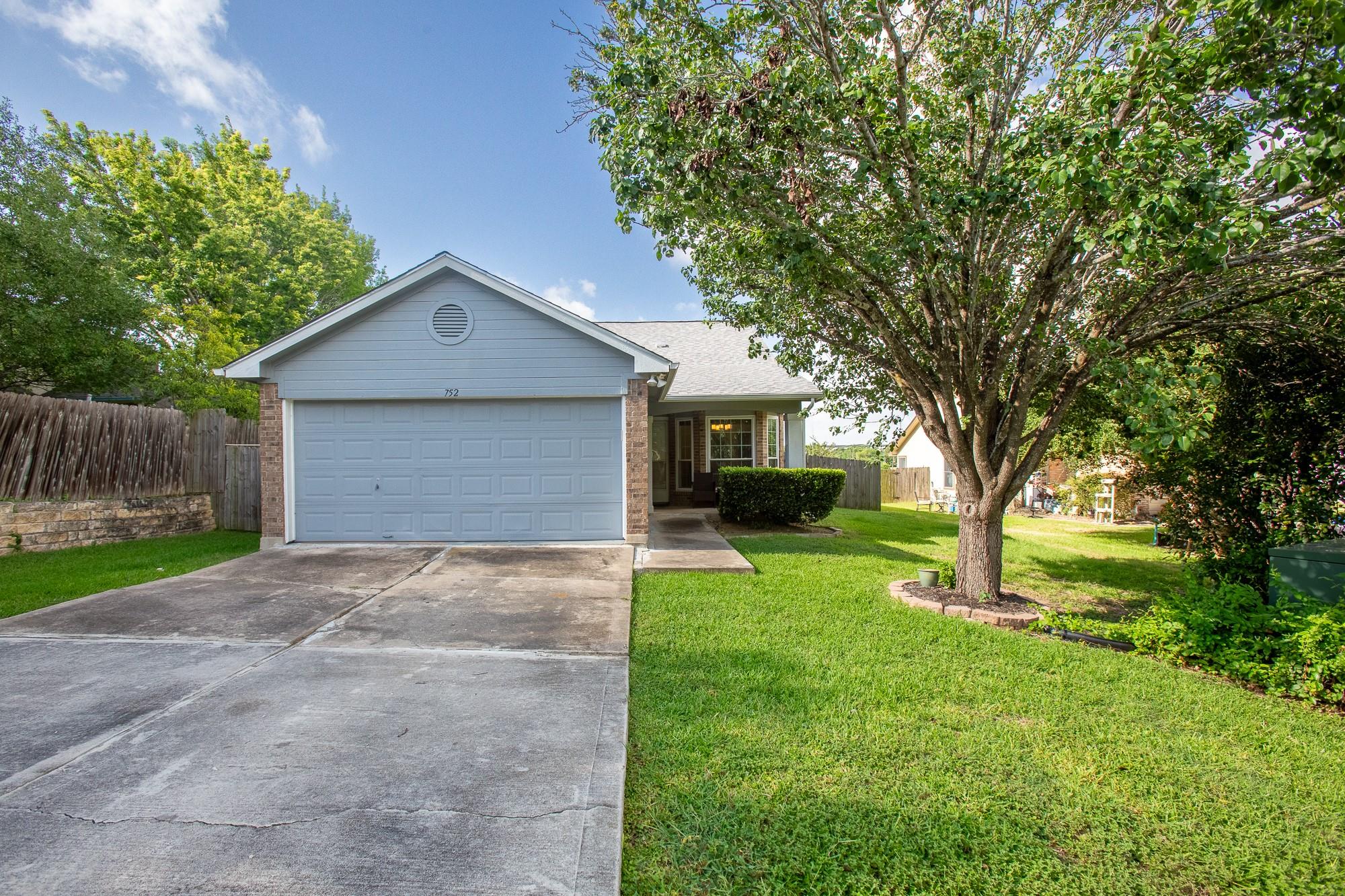 752 Faircrest DR Buda Texas United States, for Sale, residential, , Mile Realty
