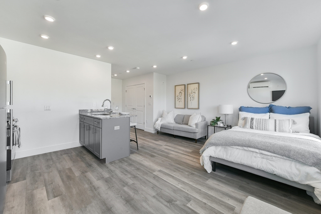 585 Essex St.  UNIT PH 612 Lynn Massachusetts United States, for Rent, residential,  , CITIPOINT REALTY SERVICES, LLC