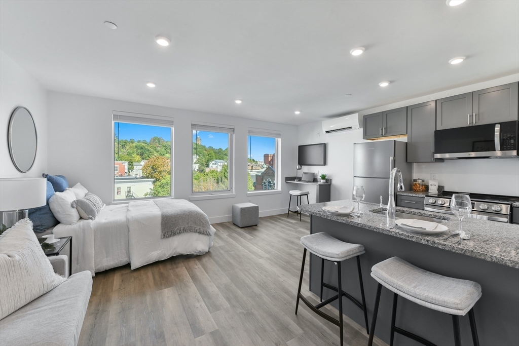 585 Essex St  UNIT PH 512 Lynn Massachusetts United States, for Rent, residential,  , CITIPOINT REALTY SERVICES, LLC