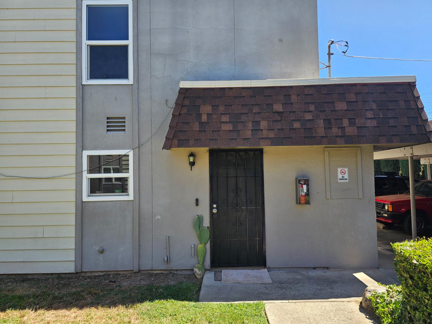 5616 Hillsdale Boulevard APT C Sacramento California United States, for Sale, residential,  , SacHomes Realty Group