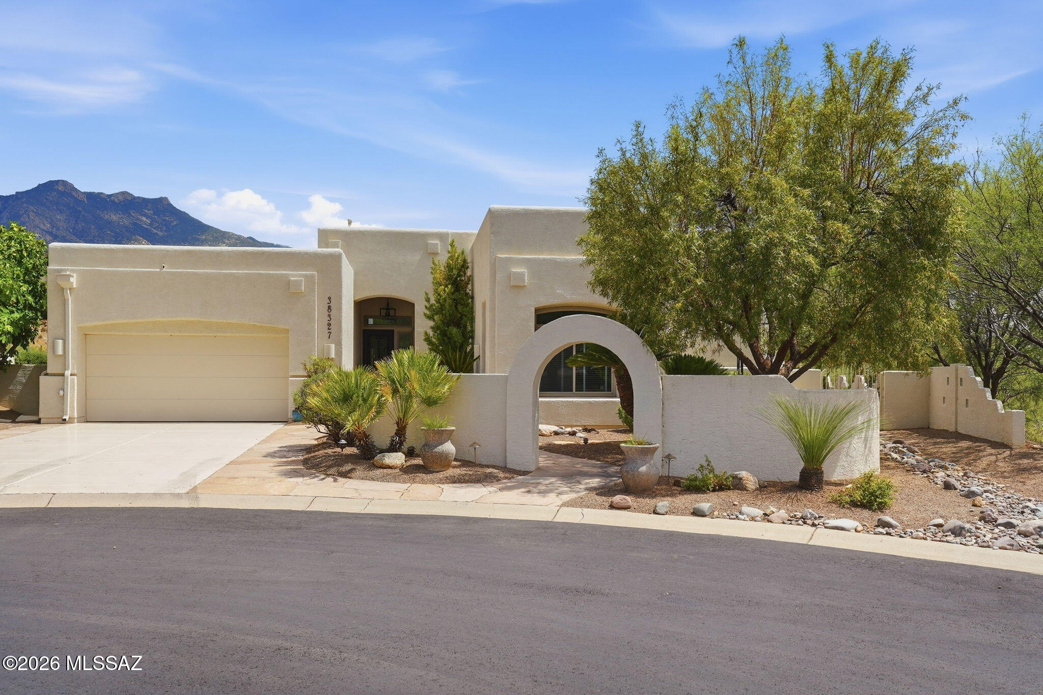 38327 S Arroyo Way Tucson Arizona United States, for Sale, residential, Aaron Lieberman, TIERRA ANTIGUA REALTY