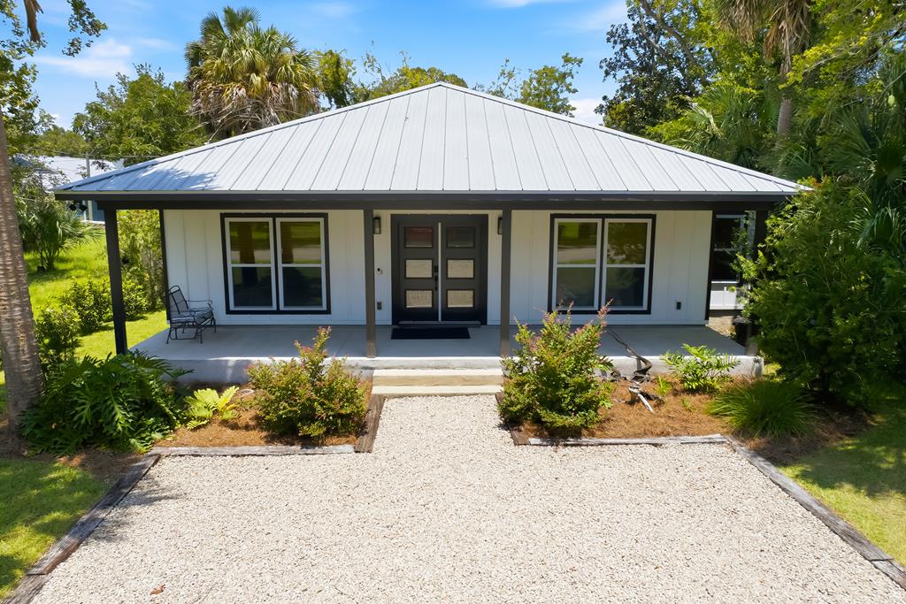 165 10th St Apalachicola Florida United States, for Sale, residential, Deb Robertson, The Naumann Group Real Estate, Inc.