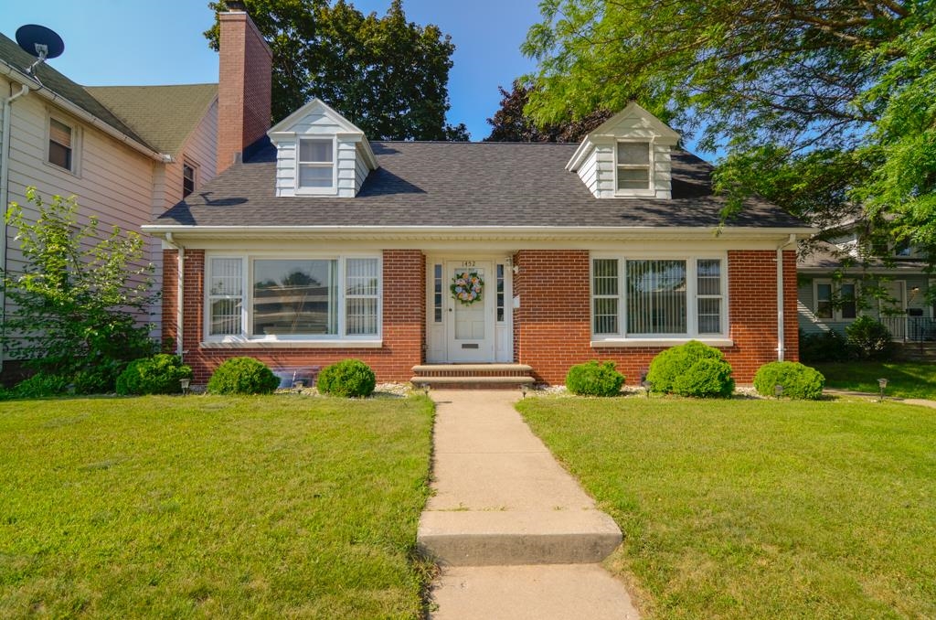 1452 UNIVERSITY Avenue Green Bay Wisconsin United States, for Sale, residential,  , Fireside Realty LLC
