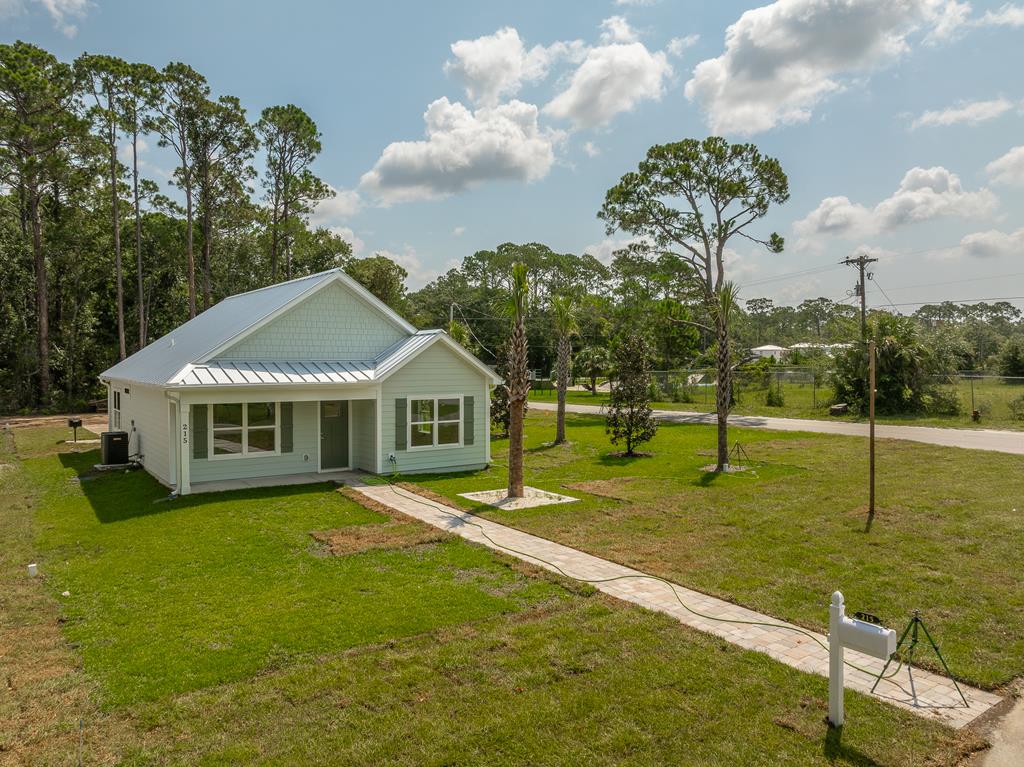 215 15th St Apalachicola Florida United States, for Sale, residential, Deb Robertson, The Naumann Group Real Estate, Inc.