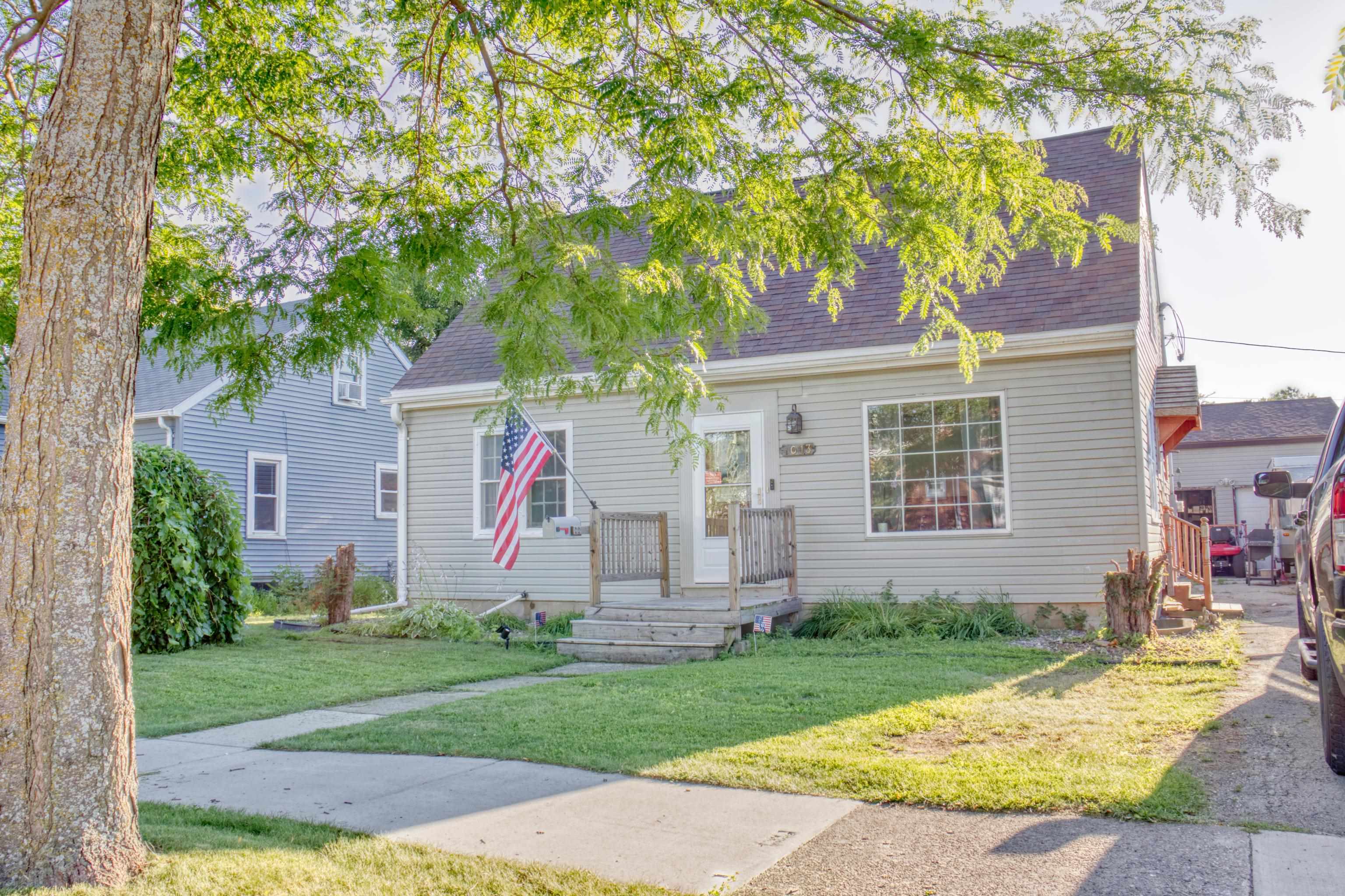 1013 N LINWOOD Avenue Appleton Wisconsin United States, for Sale, residential,  , Fireside Realty LLC