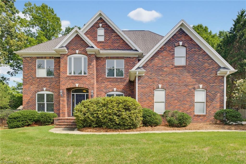 4 Willow Oak Court Greensboro North Carolina United States, for Sale, residential,  , The Headley Group Realty