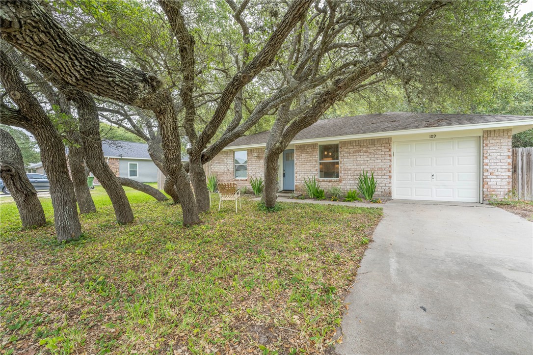 109 Saunders Lane Aransas Pass Texas United States, for Sale, residential, Demo Agent, InCom Real Estate - New Demo Office