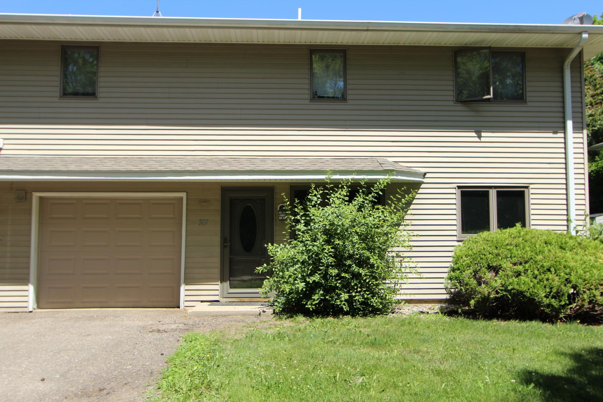 307 Arcadian Place Buffalo Minnesota United States, for Sale, residential, Jacqueline Baumgard, Keller Williams Integrity NW