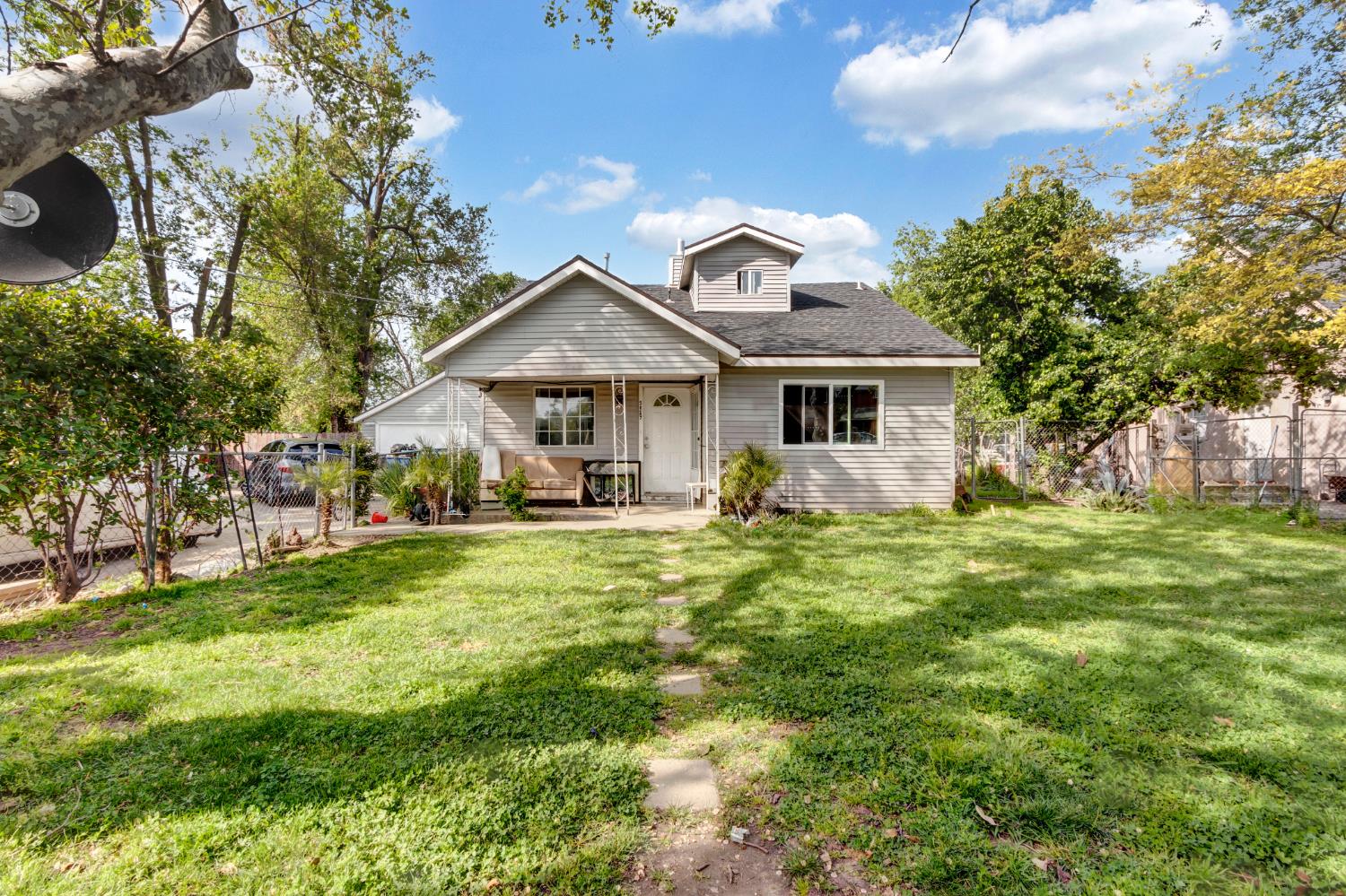 1059 Acacia Avenue Sacramento California United States, for Sale, residential,  , SacHomes Realty Group
