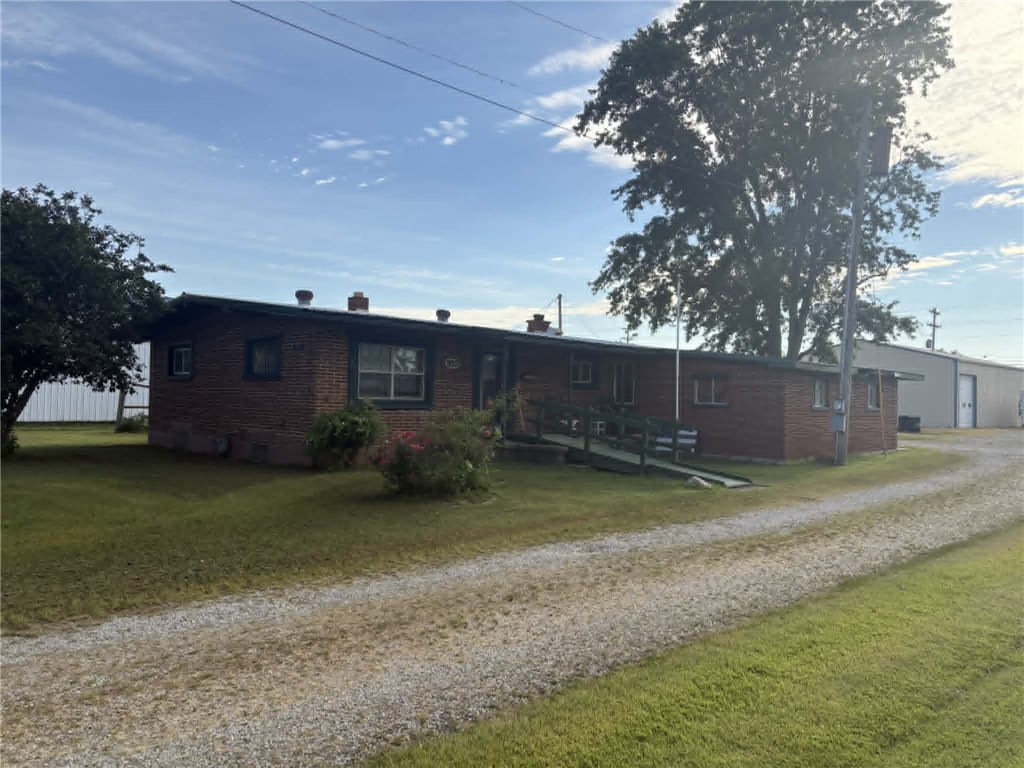 902 S Jackson Street Newton Illinois United States, for Sale, residential,  , Personal Service Realty