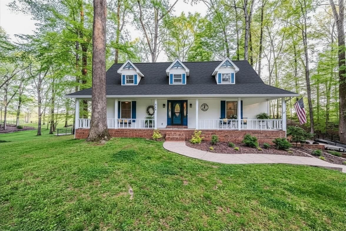 260 Mooreborough Drive Bowling Green Kentucky United States, for Sale, residential, Adam  Hanes, LPT Realty