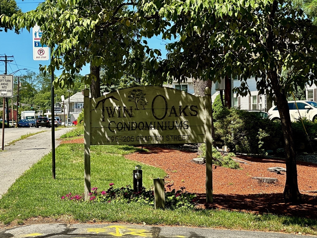 1205 Grafton St  UNIT B18 Worcester Massachusetts United States, for Rent, residential,  , Media Realty Group Inc.