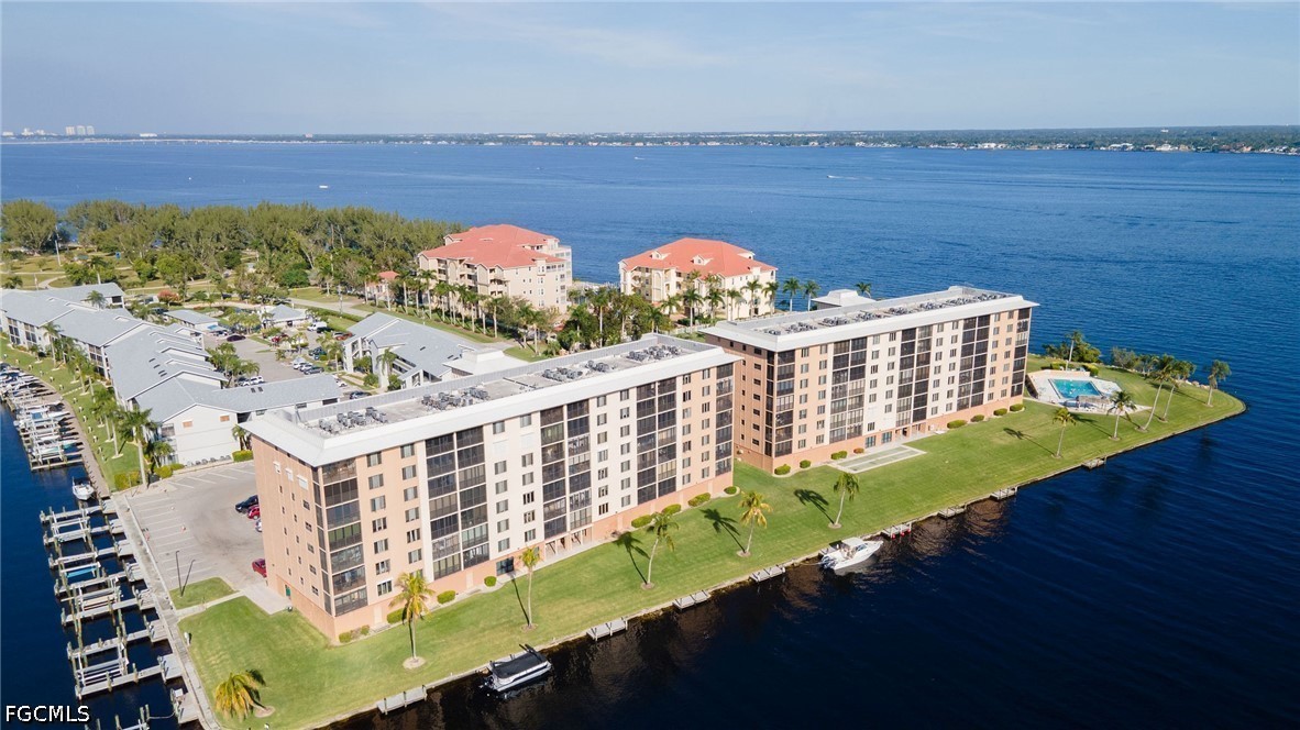 4260 SE 20th Place 401, 2026033144, Cape Coral, Condo,  for sale - Dale Largie, CPA, SFR, LIFESTYLE INTERNATIONAL REALTY