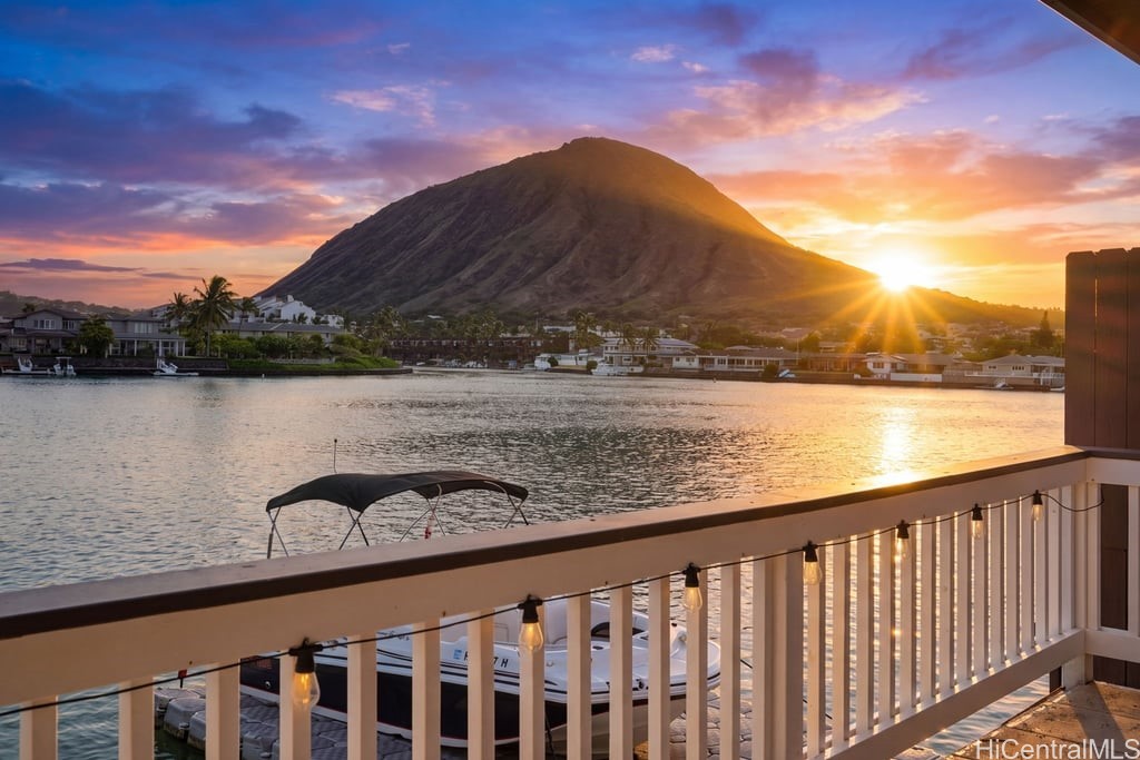 711 Koko Isle Circle APT 13/1306 Honolulu Hawaii United States, for Sale, residential,  , SUN PROPERTIES