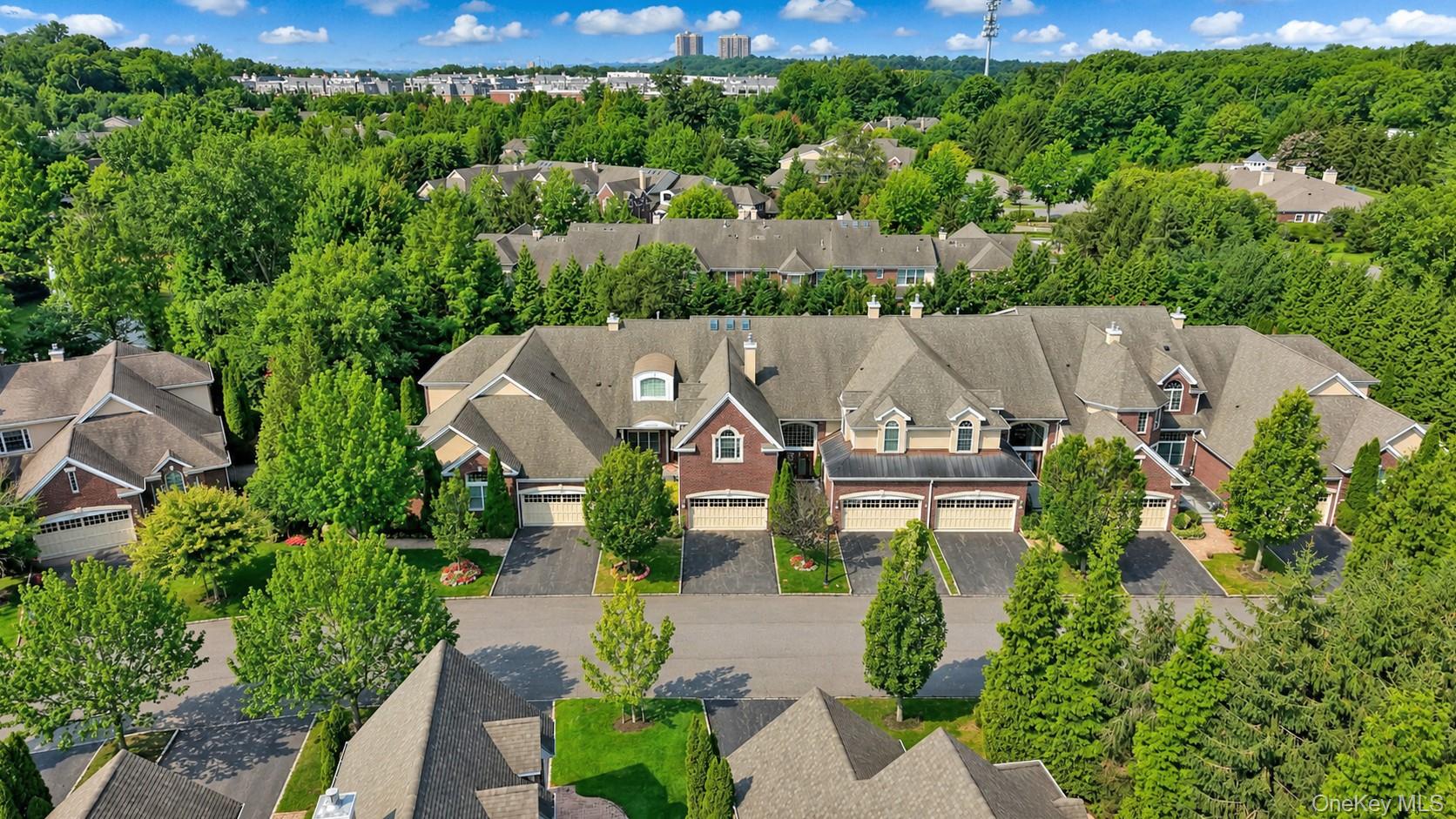9 Hathaway Lane Manhasset New York United States, for Sale, residential,  , InCom Real Estate - New Demo Office