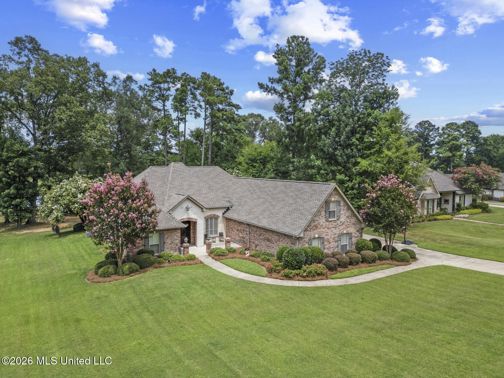 126 Ashbrooke Trail Madison Mississippi United States, for Sale, residential, Jessica McLaurin, Rezults Realty, LLC