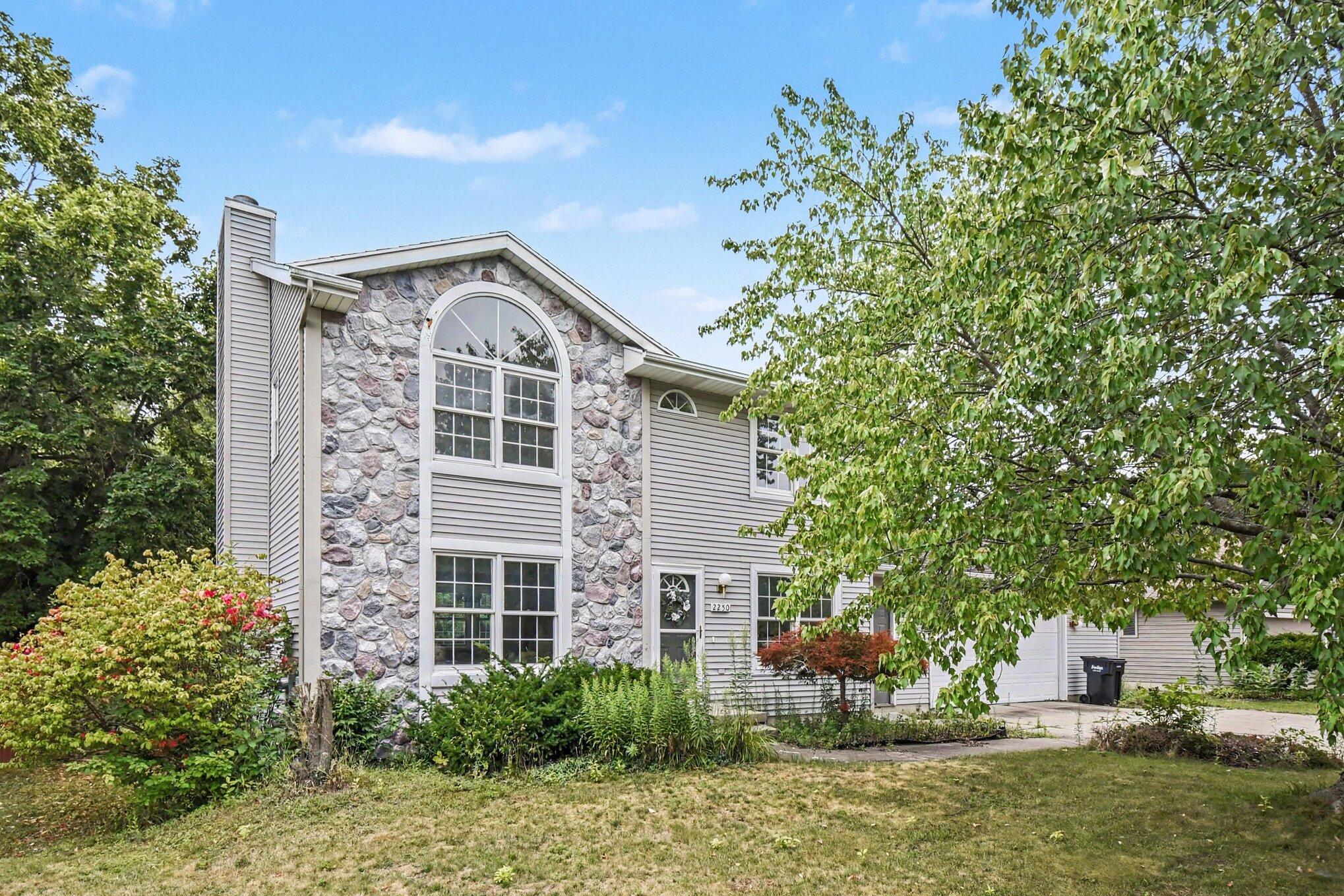 2250 Yorktown Drive Kentwood Michigan United States, for Sale, residential,  , RW Daniels Realty