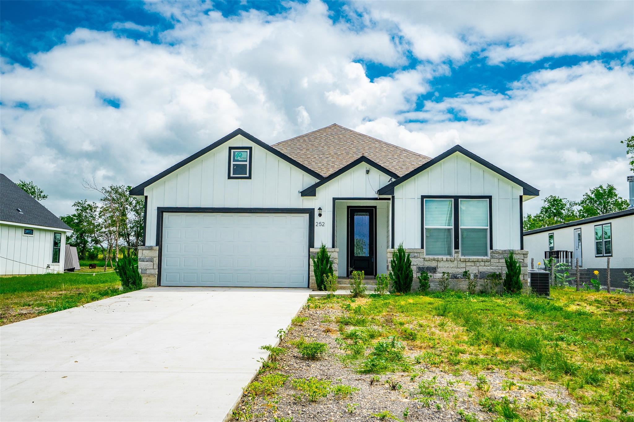 252 Amaranta LN Dale Texas United States, for Sale, residential, Rita Vera, Central Metro Realty LLC