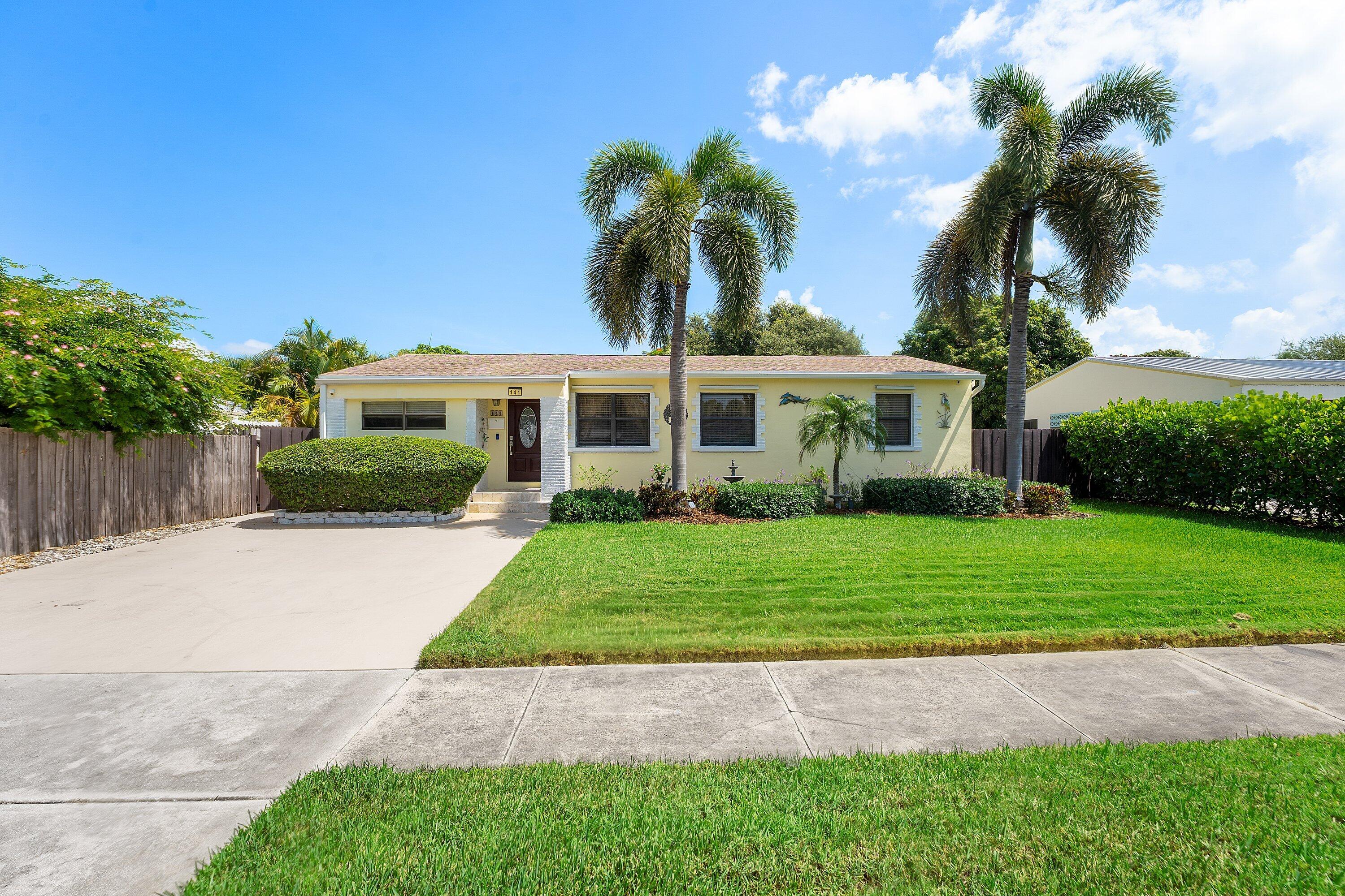 141 Date Palm Drive Lake Park Florida United States, for Sale, residential, Jonathan BJ Hayes, Real Broker LLC