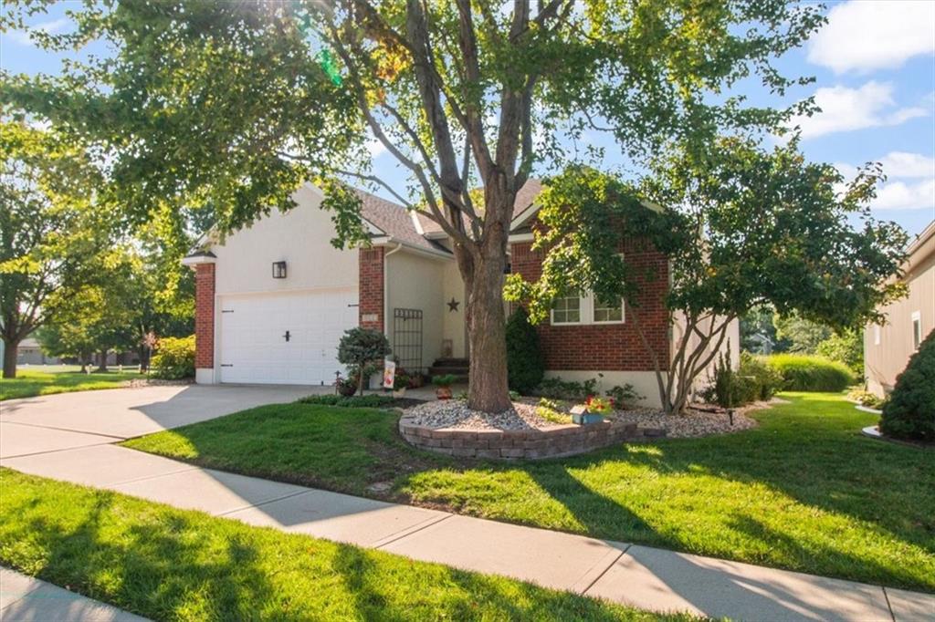 4833 SW Soldier Drive Lee's Summit Missouri United States, for Sale, residential,  , InCom Real Estate - New Demo Office