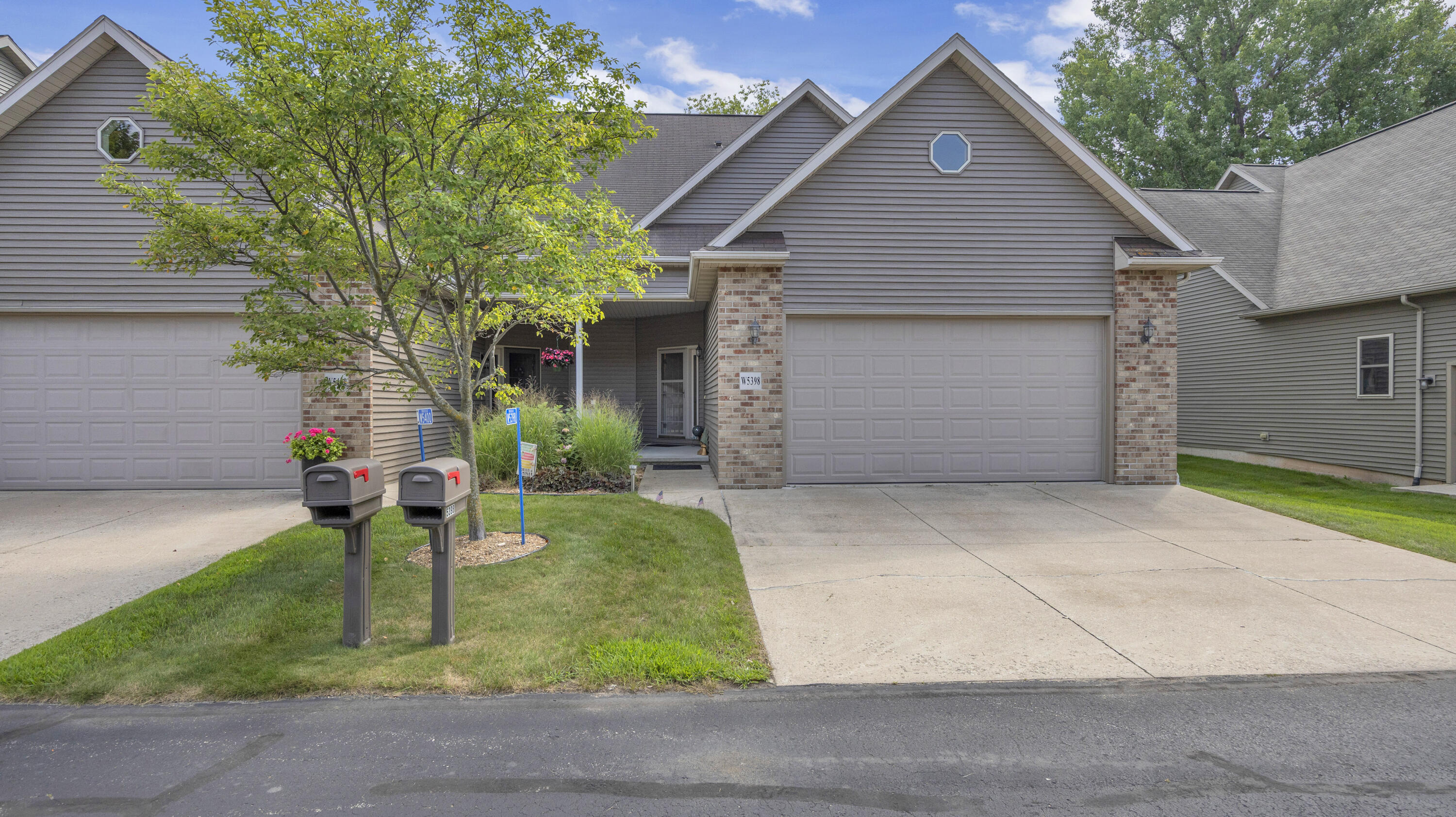 W5398 Martin Ln Fond Du Lac Wisconsin United States, for Sale, residential, Amy Teifke, Roberts Homes and Real Estate