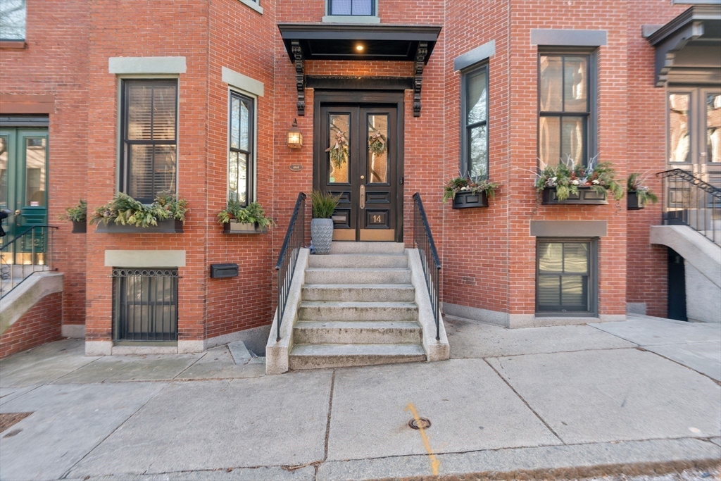 14 Auburn St  UNIT A Boston Massachusetts United States, for Rent, residential,  , The Edwards Realty Team - Barrett Sotheby's International Realty