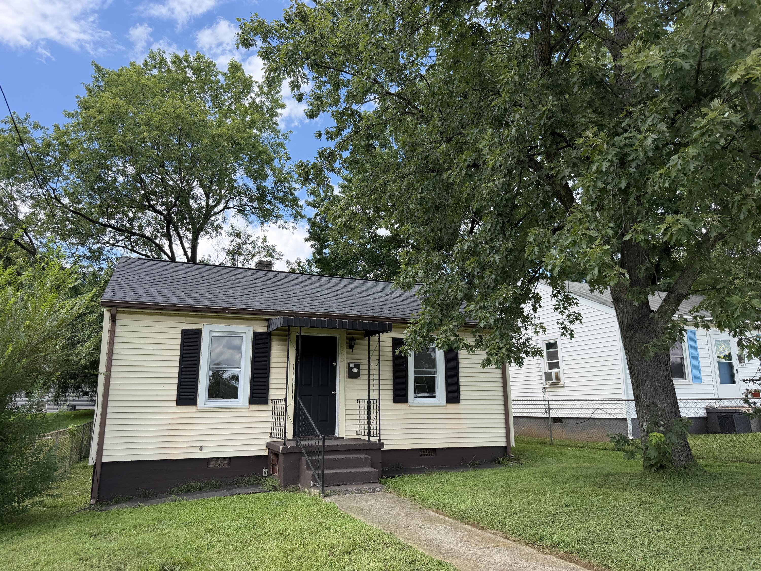 930 Morgan AVE Roanoke Virginia United States, for Sale, residential,  , Varney Realty Partners