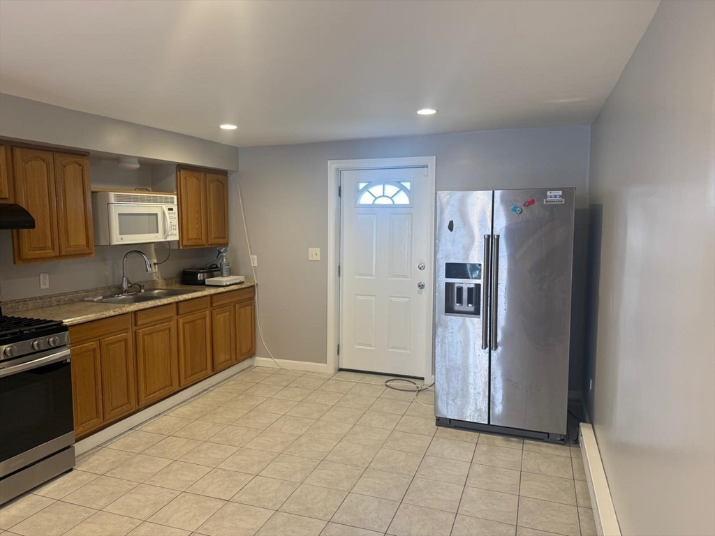 88 Harrison St  UNIT 2 Fall River Massachusetts United States, for Rent, residential,  , CITIPOINT REALTY SERVICES, LLC
