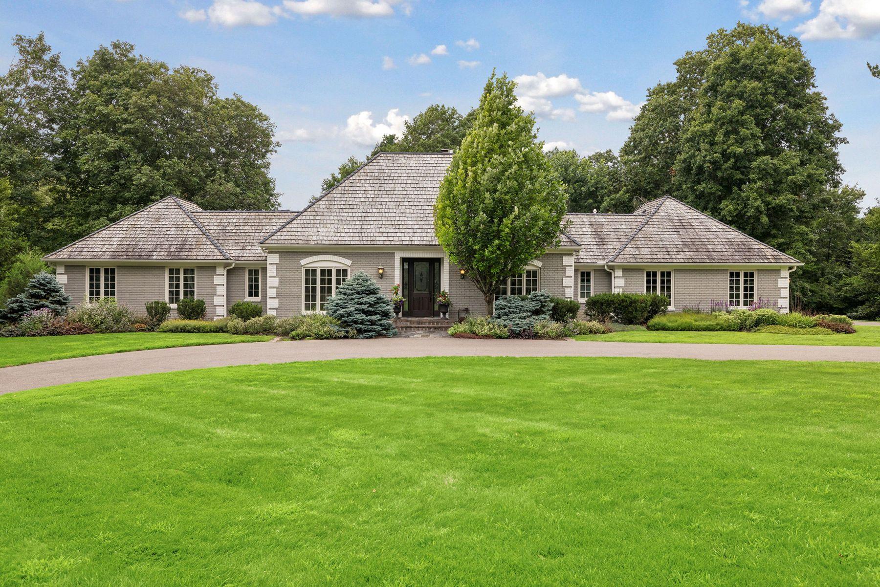 475 Highcroft Road Wayzata Minnesota United States, for Sale, residential, Kathy Sawicki, Coldwell Banker Realty