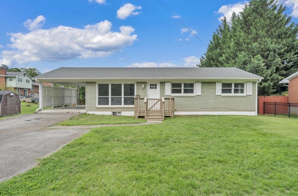 1667 NW Barnett RD Roanoke Virginia United States, for Sale, residential,  , Varney Realty Partners