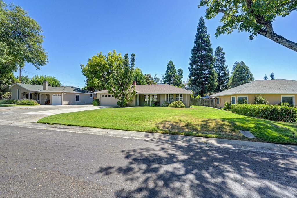 4320 Ravenwood Avenue Sacramento California United States, for Sale, residential, , Royalty Property Management & Realty