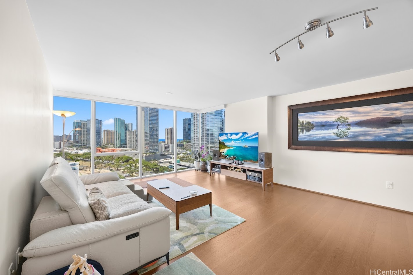 888 Kapiolani Boulevard APT 1703 Honolulu Hawaii United States, for Sale, residential,  , SUN PROPERTIES