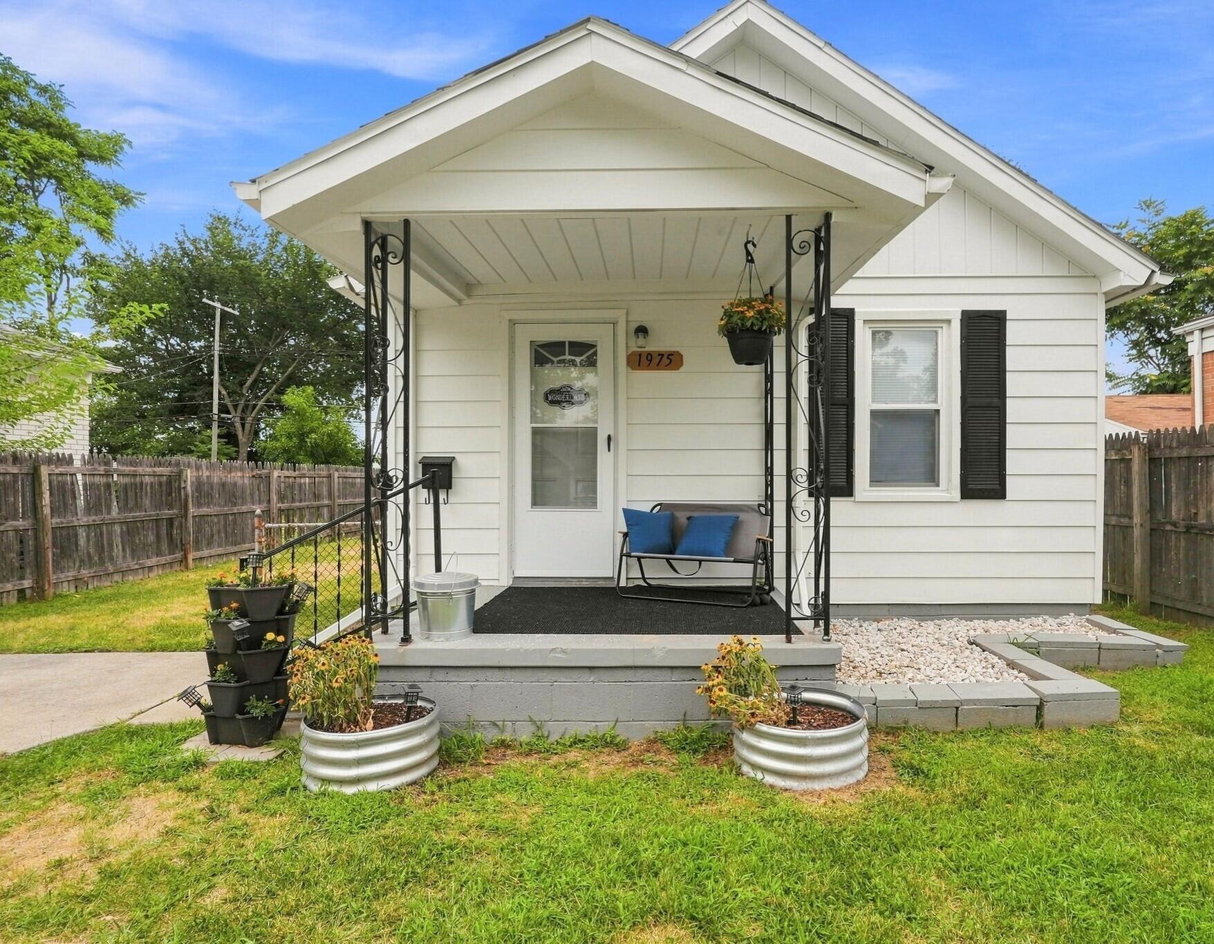 1975 Pearl Avenue Warren Michigan United States, for Sale, residential,  , New Way Realty Partners