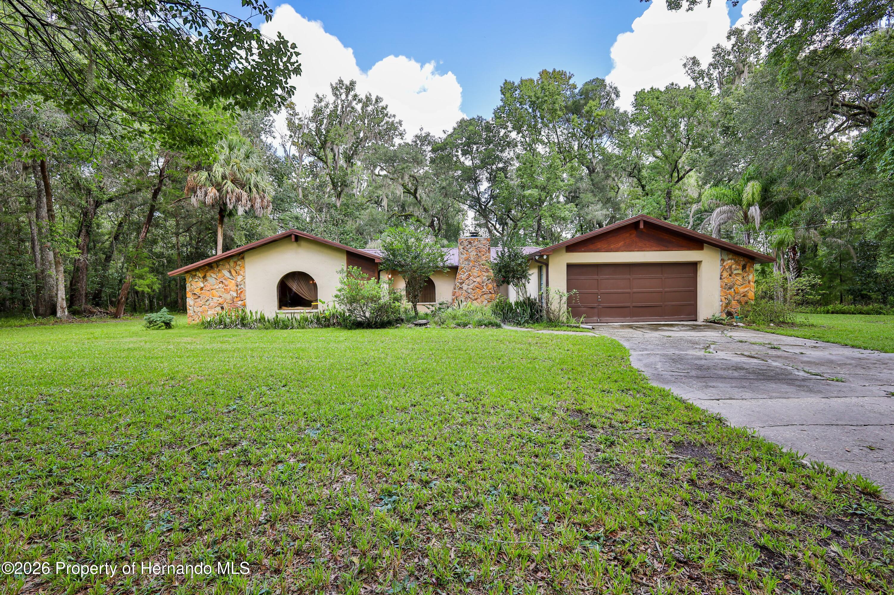 18255 Lake Lindsey Road Brooksville Florida United States, for Sale, residential,  , Gold Star Realty Group Inc