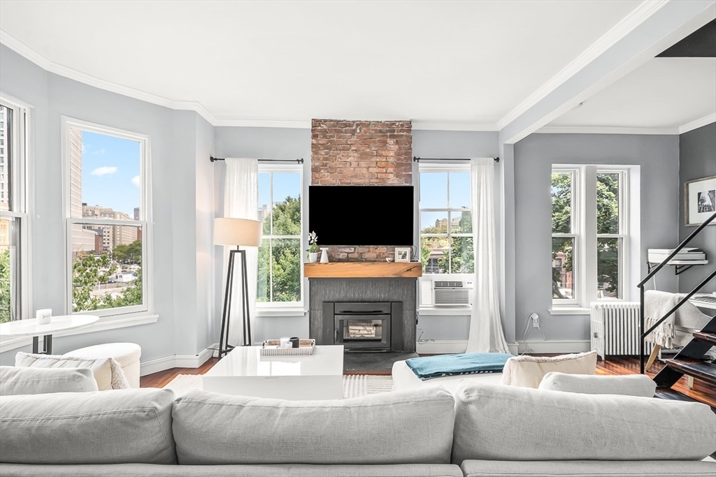 17 Cazenove St  UNIT 408 Boston Massachusetts United States, for Sale, residential, Darcy Bento, South Boston  Realtor Bento Real Estate Group, Bento Real Estate Group, Inc.