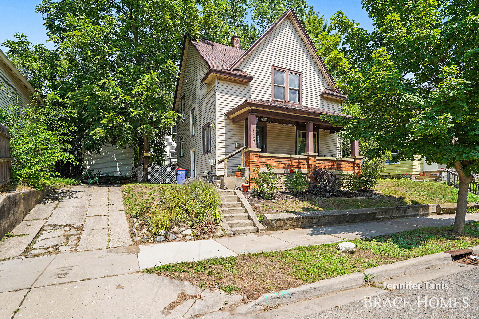 1121 Baxter Street Grand Rapids Michigan United States, for Sale, residential,  , RW Daniels Realty