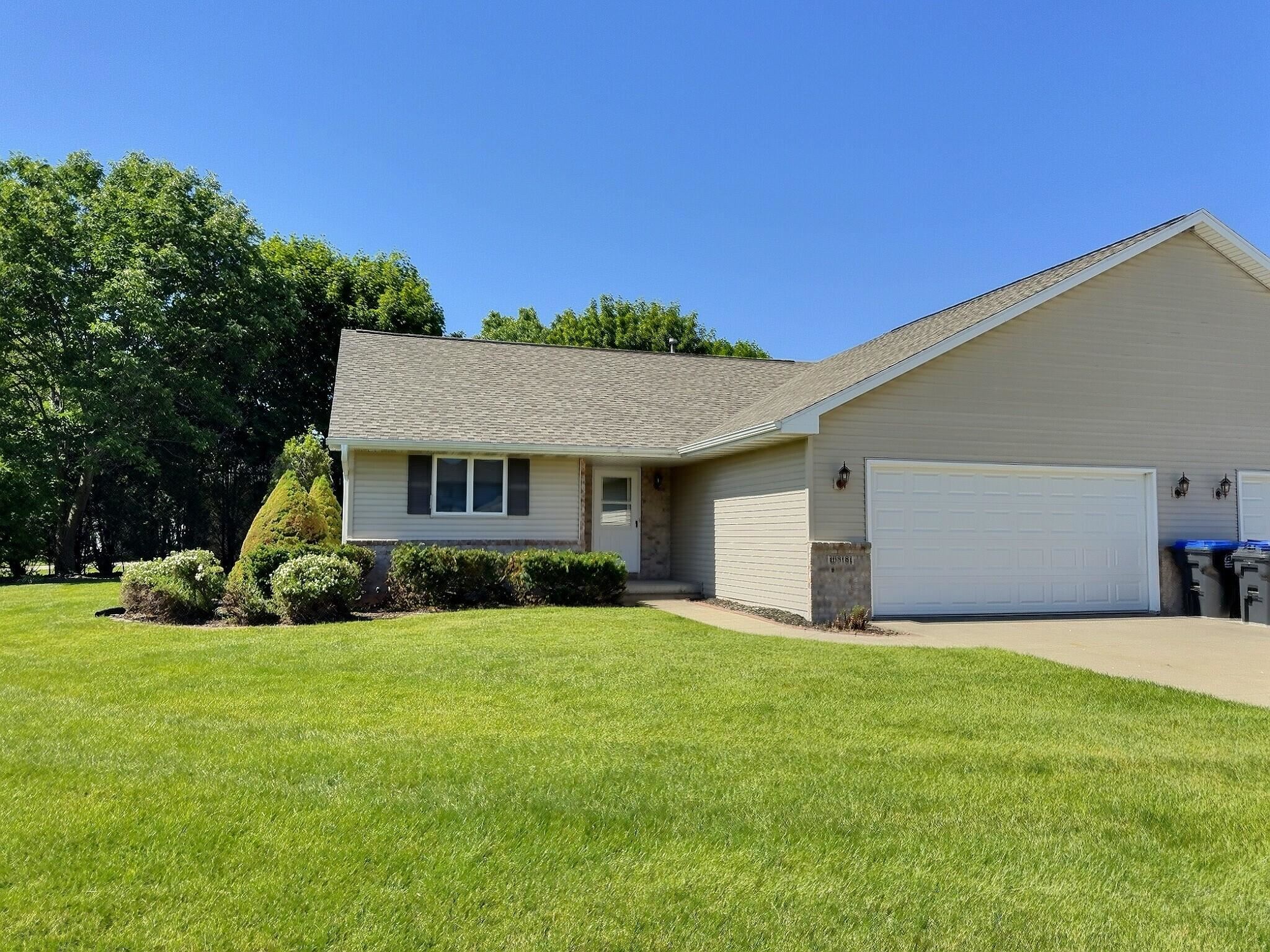 W3181 WESTOWNE Court Appleton Wisconsin United States, for Sale, residential,  , Fireside Realty LLC