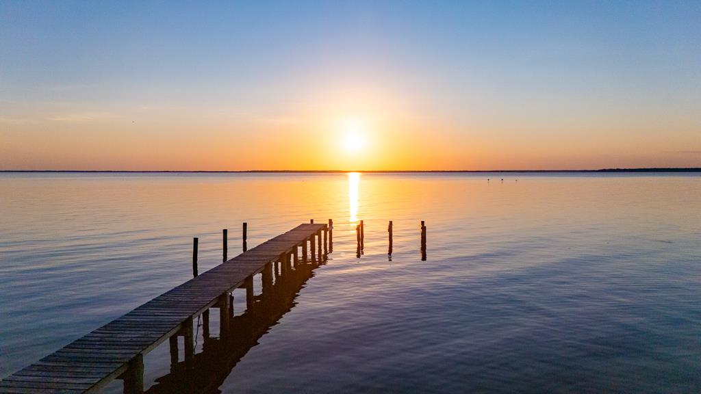 203 N Bay Shore Dr Eastpoint Florida United States, for Sale, residential, Deb Robertson, The Naumann Group Real Estate, Inc.