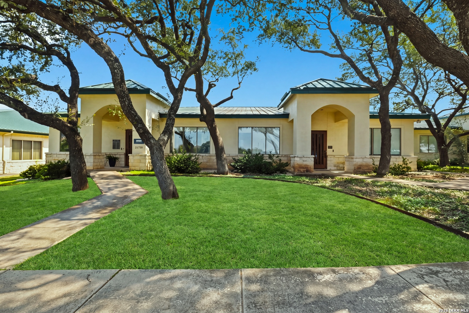 21720 HARDY OAK BLVD San Antonio Texas United States, for Sale, commercial, Angelica Albanese Wilson, The Firm Real Estate Advisors
