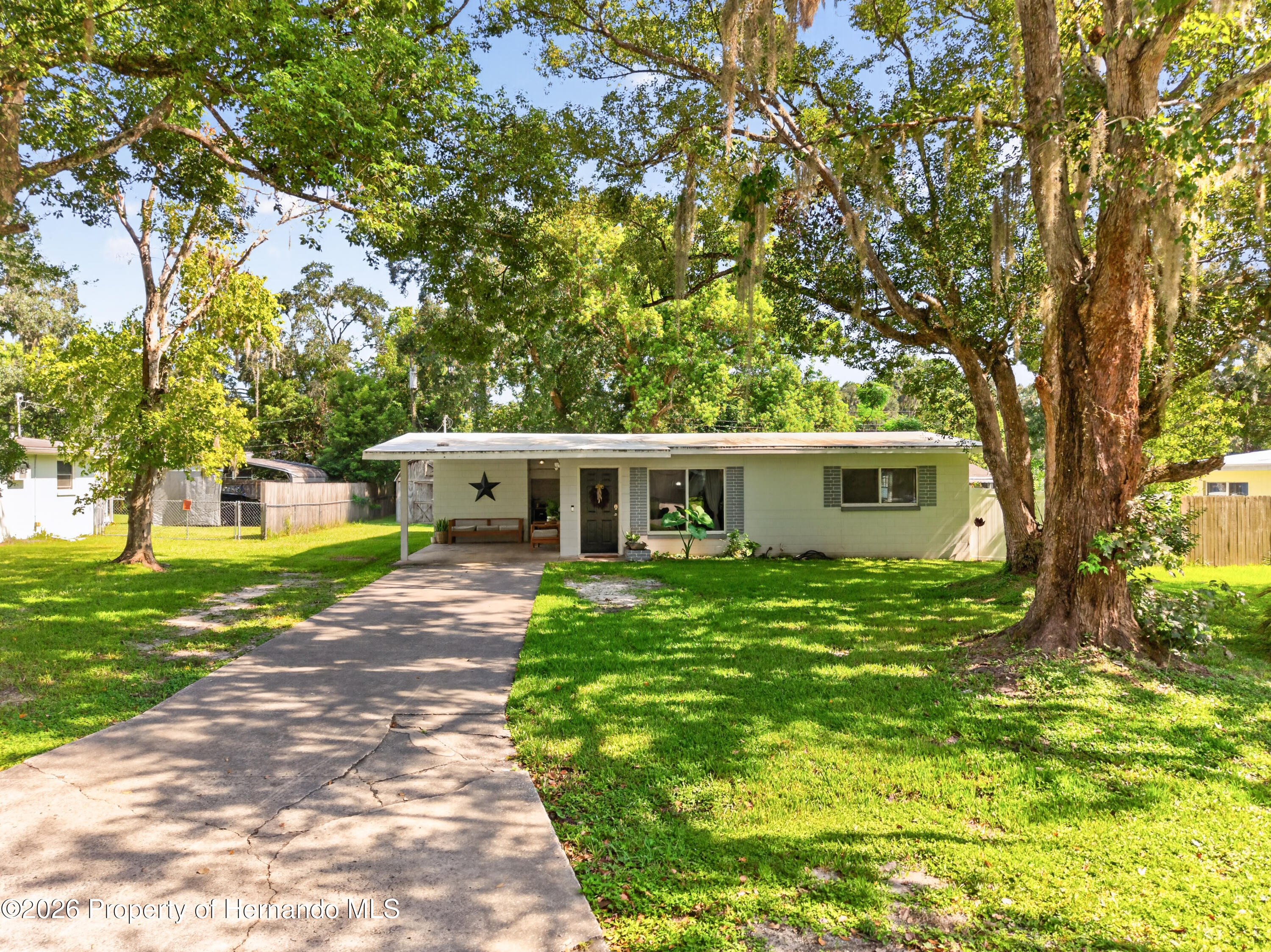 210 Peak Street Brooksville Florida United States, for Sale, residential,  , Gold Star Realty Group Inc