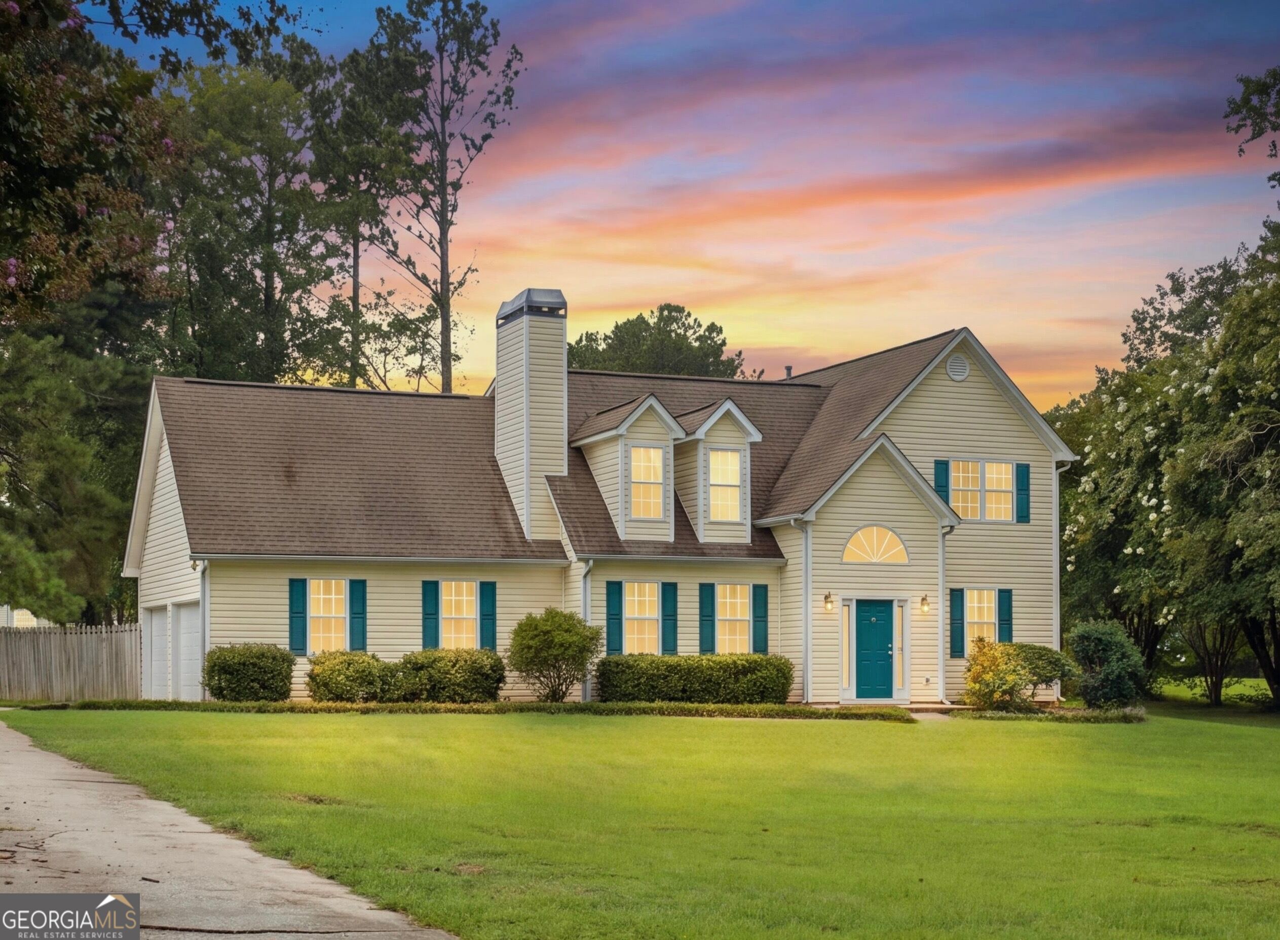 43 Mosswood Court Newnan Georgia United States, for Sale, residential, Kit Johnson, Brick and Branch Real Estate