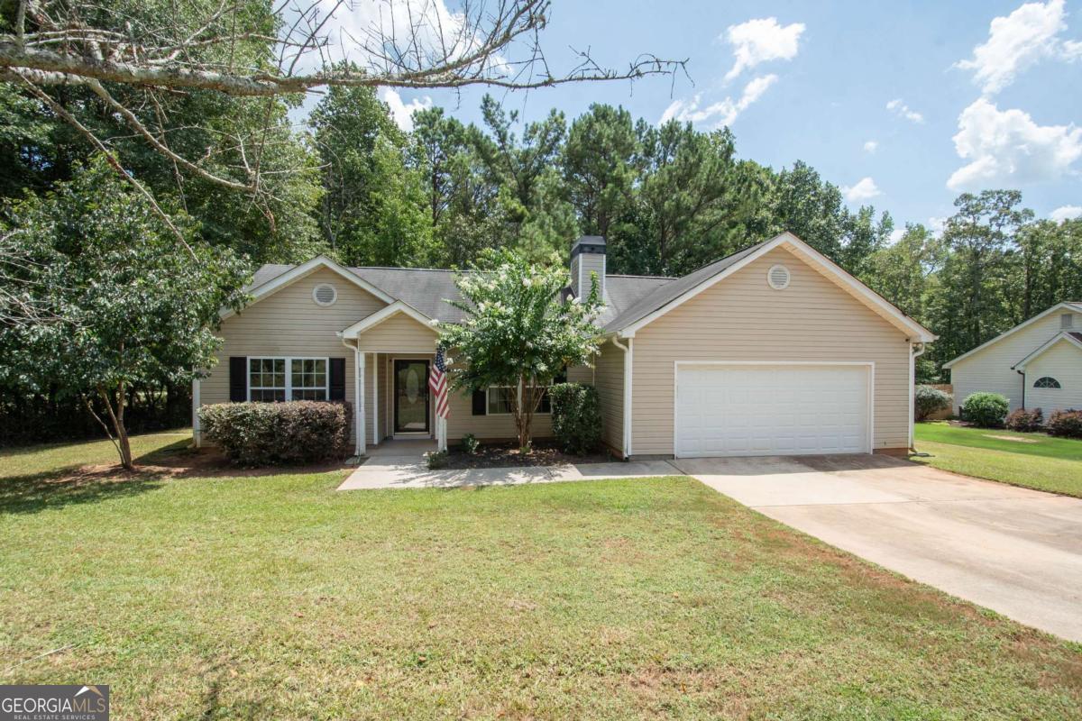 10 Walton Woods Court Newnan Georgia United States, for Sale, residential, Kit Johnson, Brick and Branch Real Estate