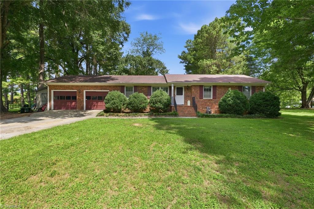 5009 Mallard Lake Drive Greensboro North Carolina United States, Sale Pending, residential,  , The Headley Group Realty