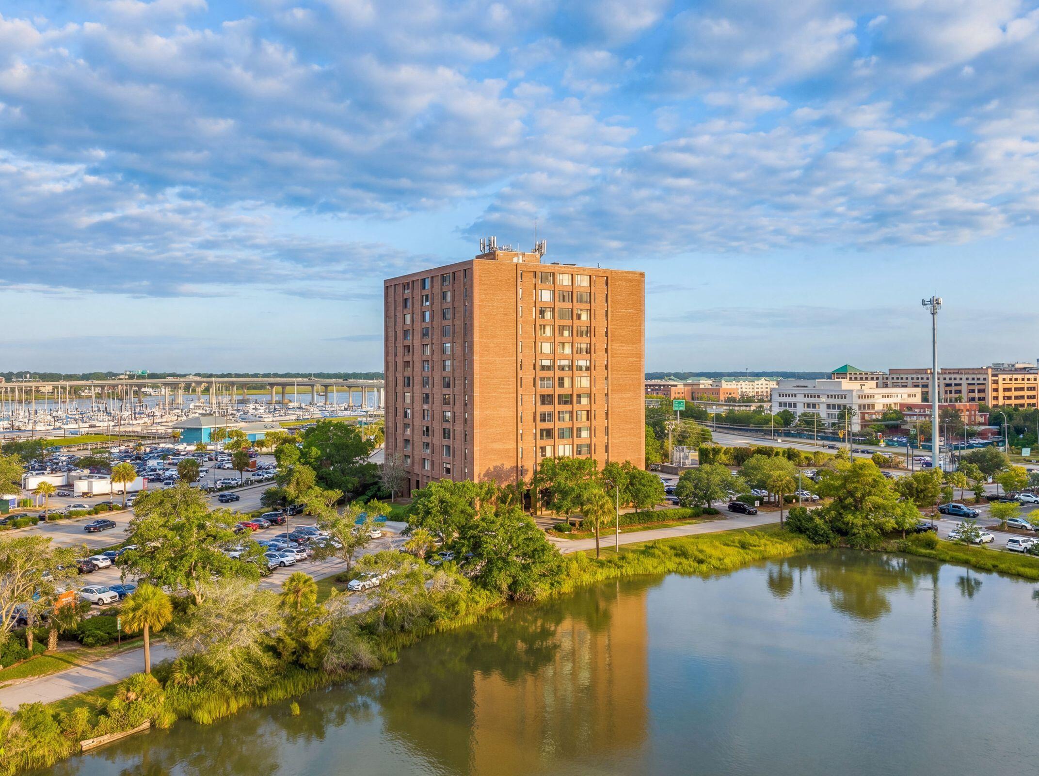 14 Lockwood Drive APT 7abg Charleston South Carolina United States, for Sale, residential, Bobbie  Rose, Keller Williams Realty Charleston/West Ashley