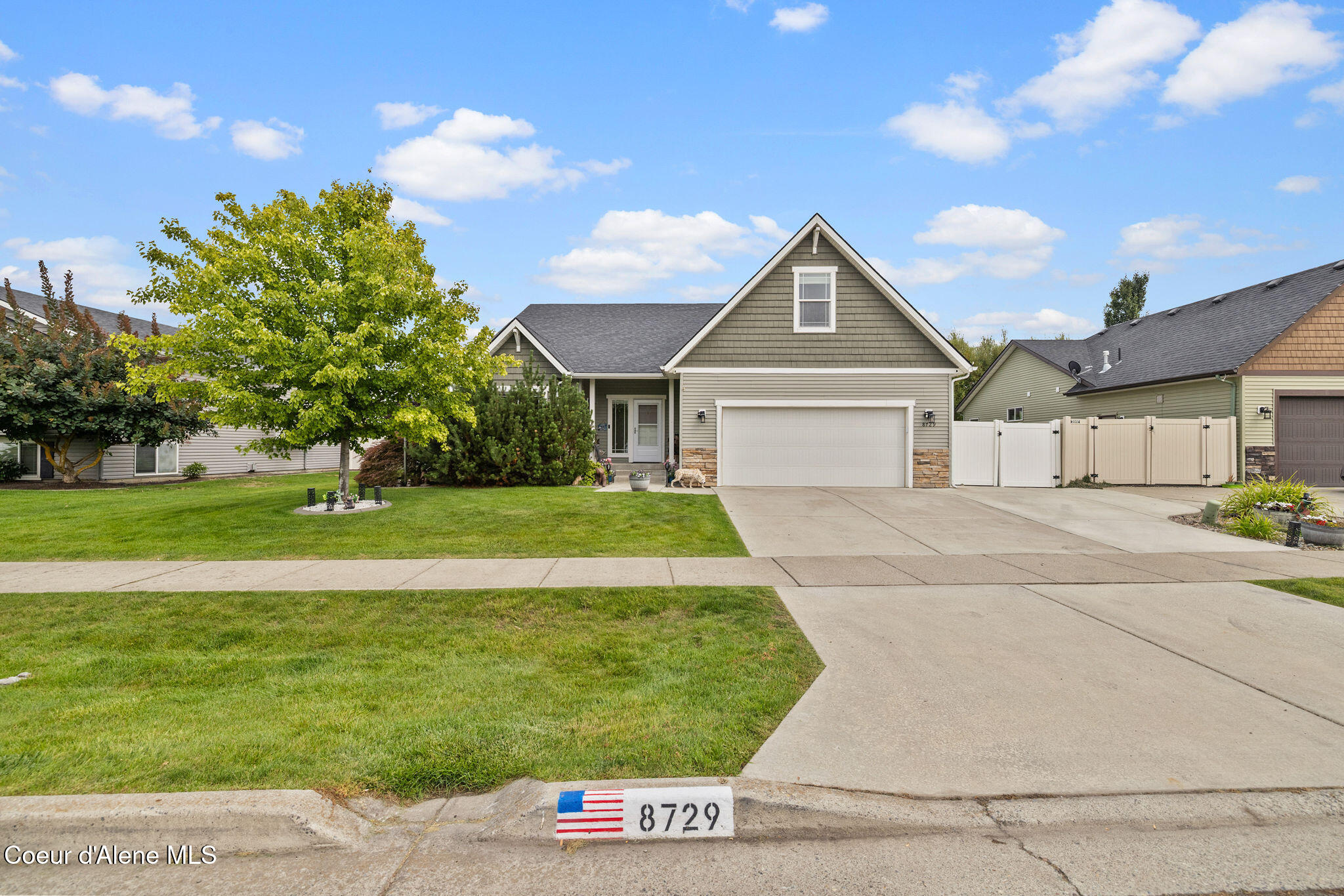 8729 N Boysenberry Loop Hayden Idaho United States, for Sale, residential, Jenna Wynand, Realty ONE Group Eclipse