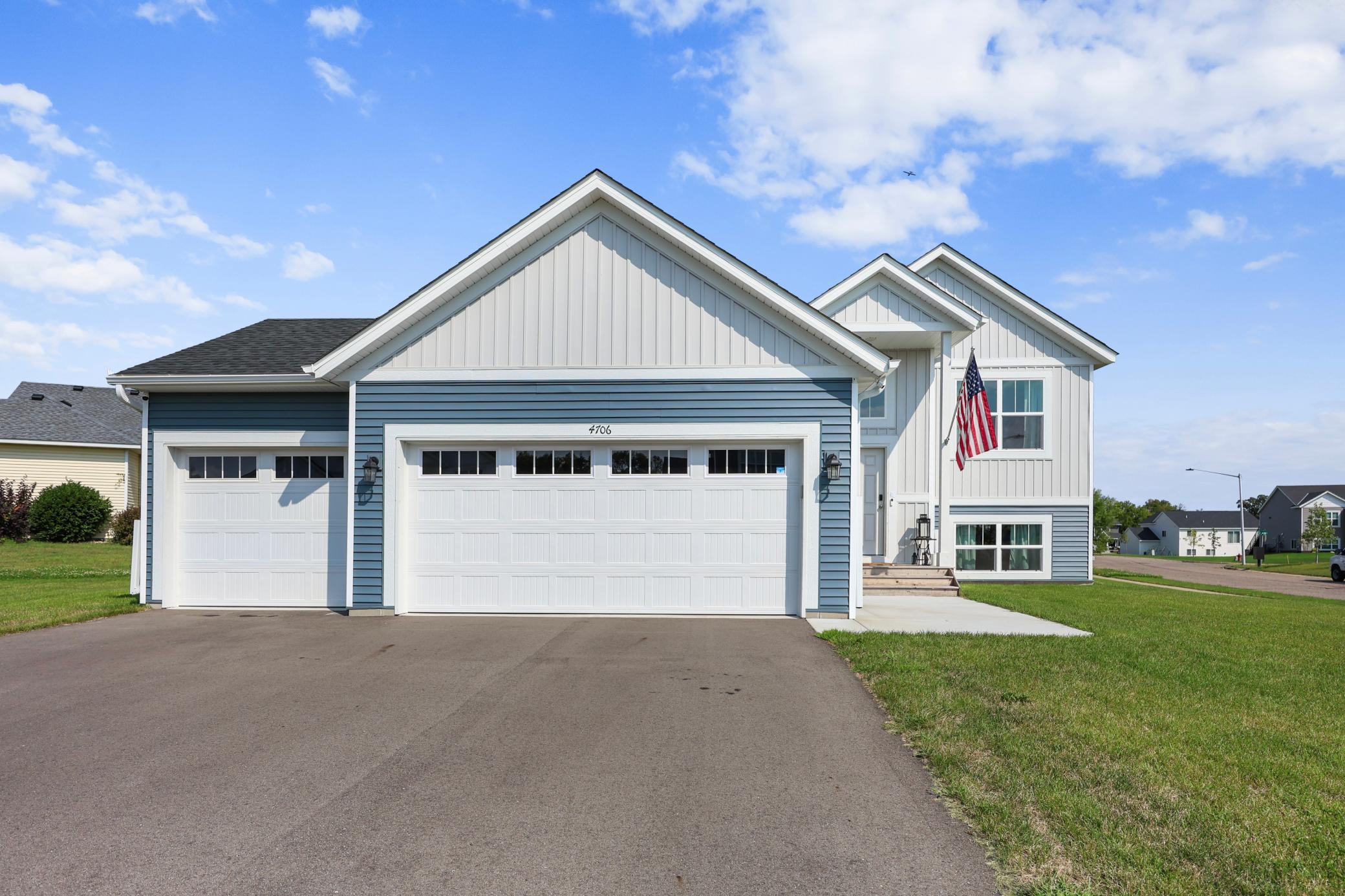 4706 8th Street Loop Saint Cloud Minnesota United States, for Sale, residential, Demo Agent, InCom Real Estate - New Demo Office