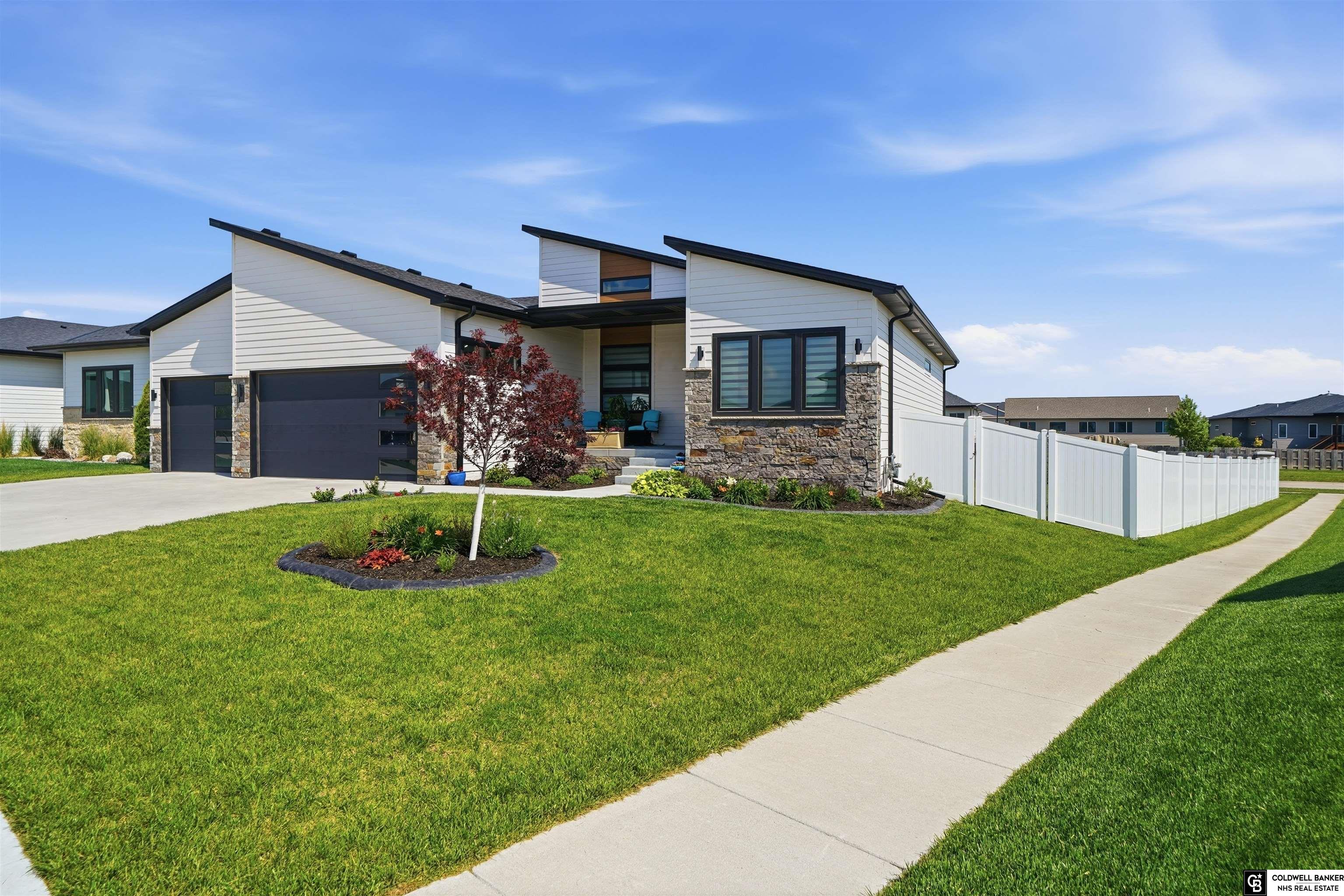 7434 Anselm Lane Lincoln Nebraska United States, for Sale, residential,  , Wolf Professional Realty PC